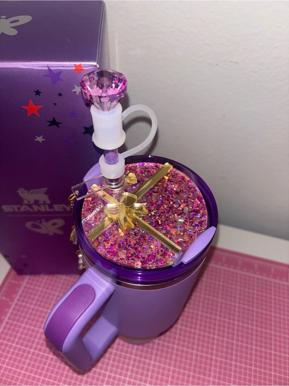 Stanley 40oz Quencher H2.0 Tumbler - Purple Star Design - Olivia Rodrigo - Picture 6 of 6